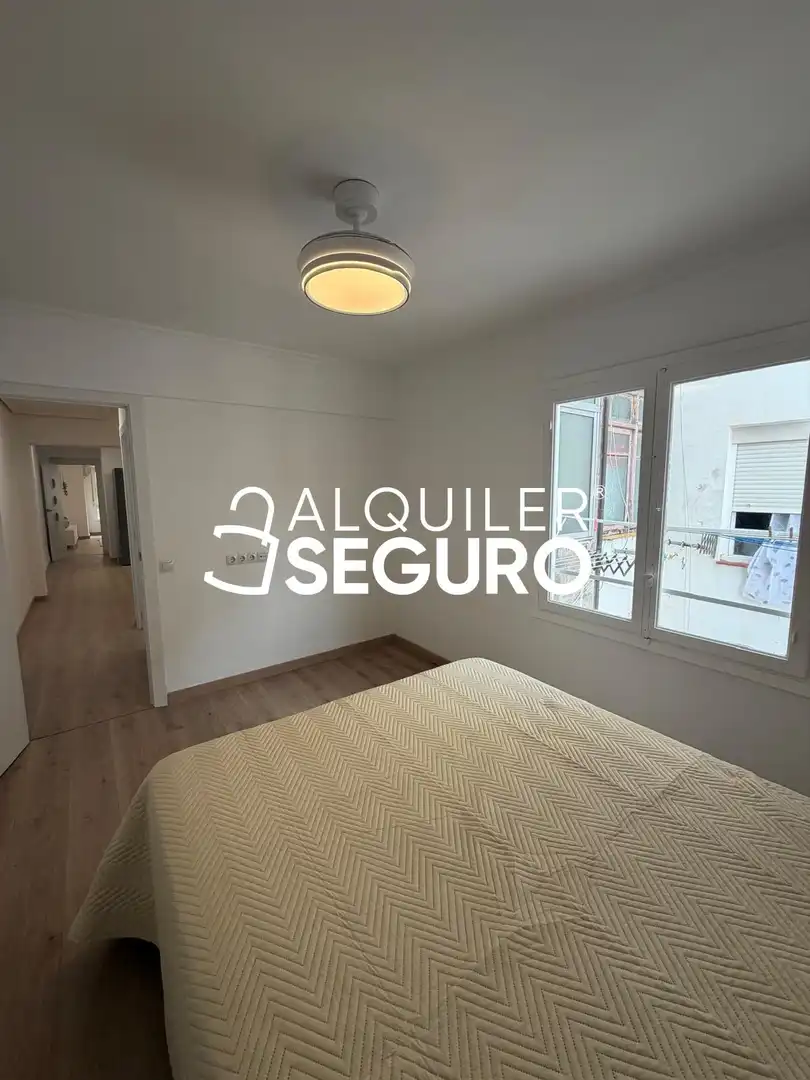 Bedroom of Flat for rent in Castellón de la Plana / Castelló de la Plana  with Furnished