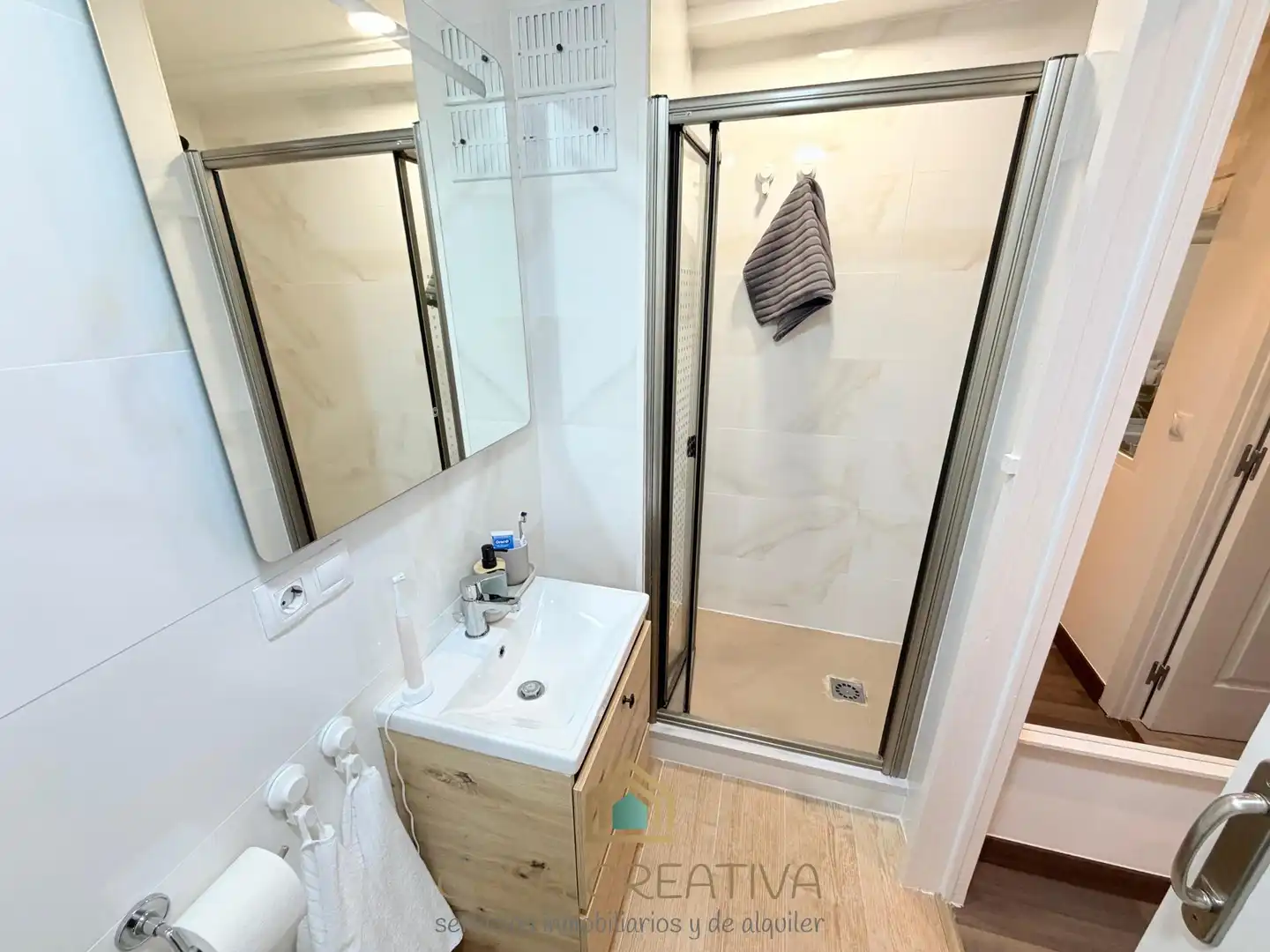Baño de Piso en venta en Alzira con Aire acondicionado, Calefacción y Amueblado