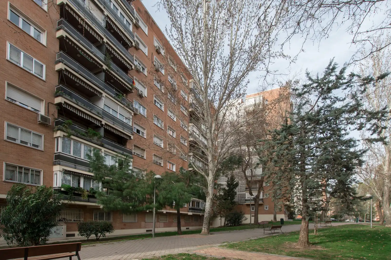 Vista exterior de Pis en venda en Madrid amb Calefacció, Traster i Forn