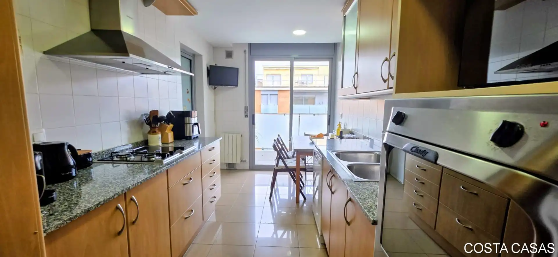 Kitchen of Duplexes for sale in Castelldefels  with Air Conditioner, Heating and Parquet flooring
