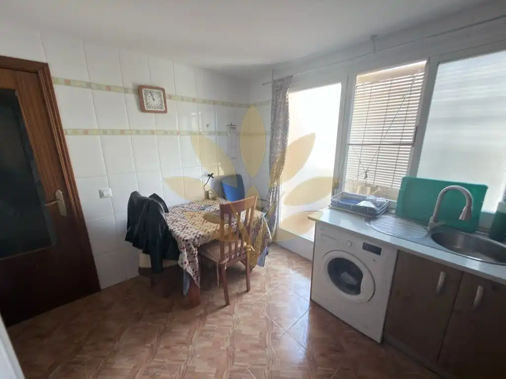 Cocina de Casa adosada en venta en Cáceres