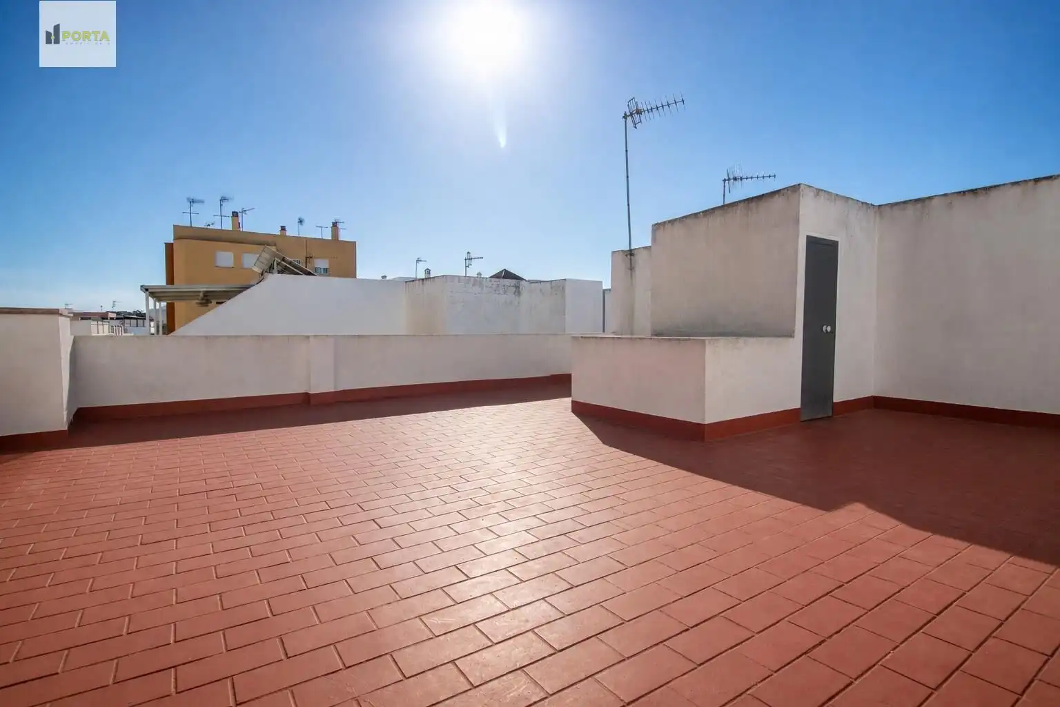 Piso en venta en El Pino - Bajo de Guía