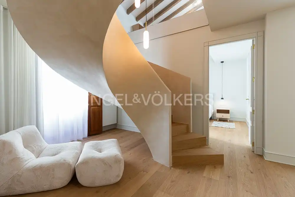 Ático de alquiler en Valencia con Aire acondicionado, Calefacción y Terraza