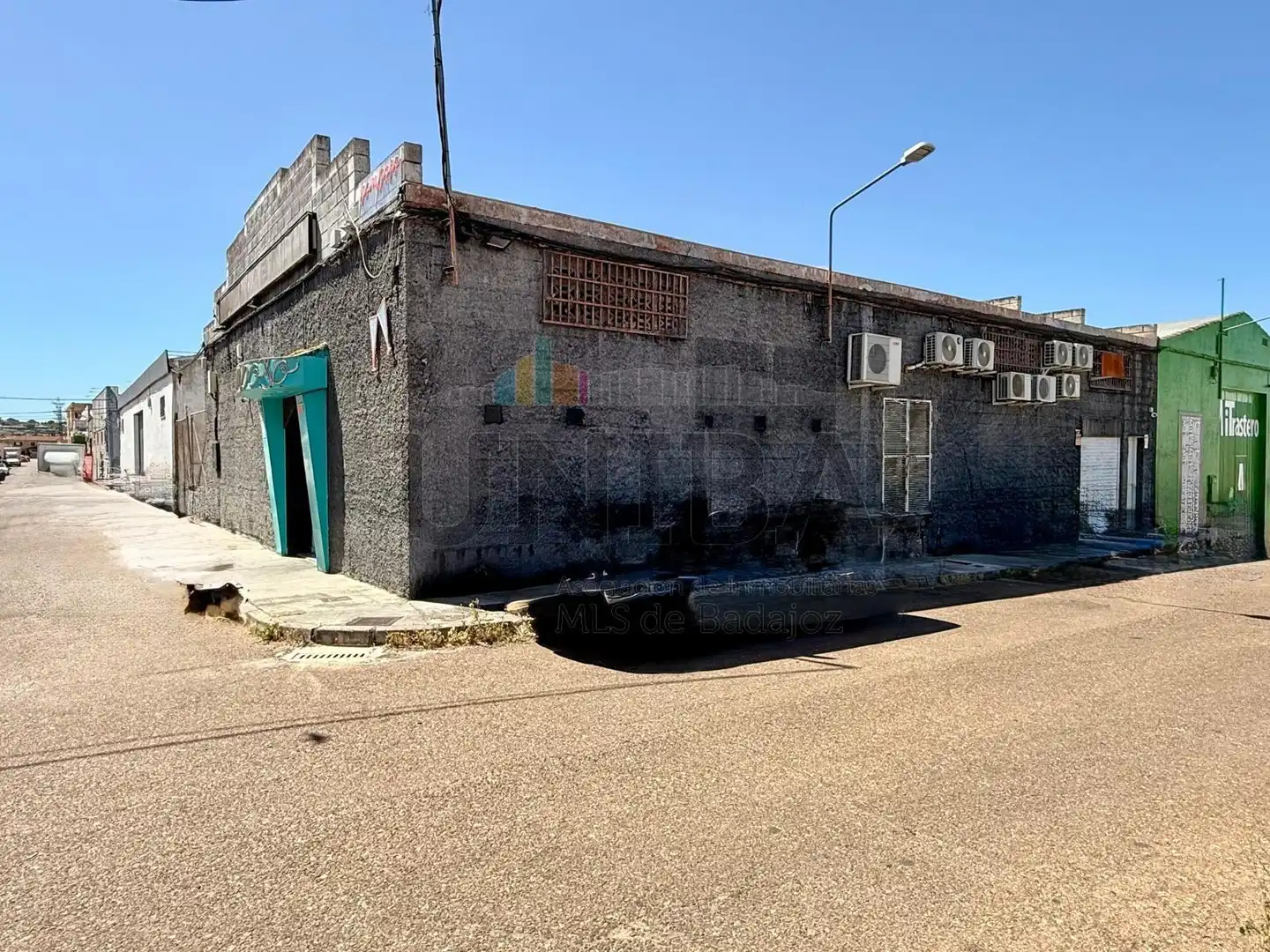 Nau industrial en venda a Maria Auxiliadora - Barriada de Llera, imagen 3
