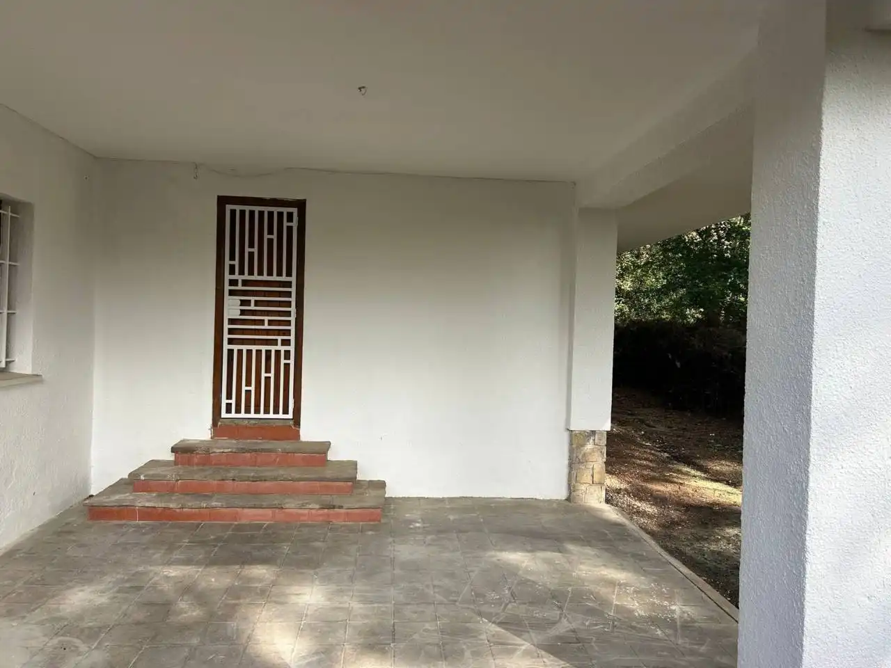 Vista exterior de Casa o xalet en venda en Castellar del Vallès amb Jardí privat, Parquet i Terrassa