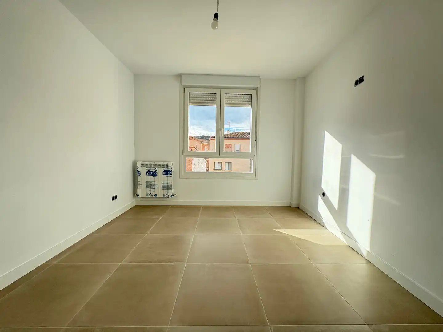 Habitación de Piso en venta en Arnedo con Calefacción, Trastero y Balcón