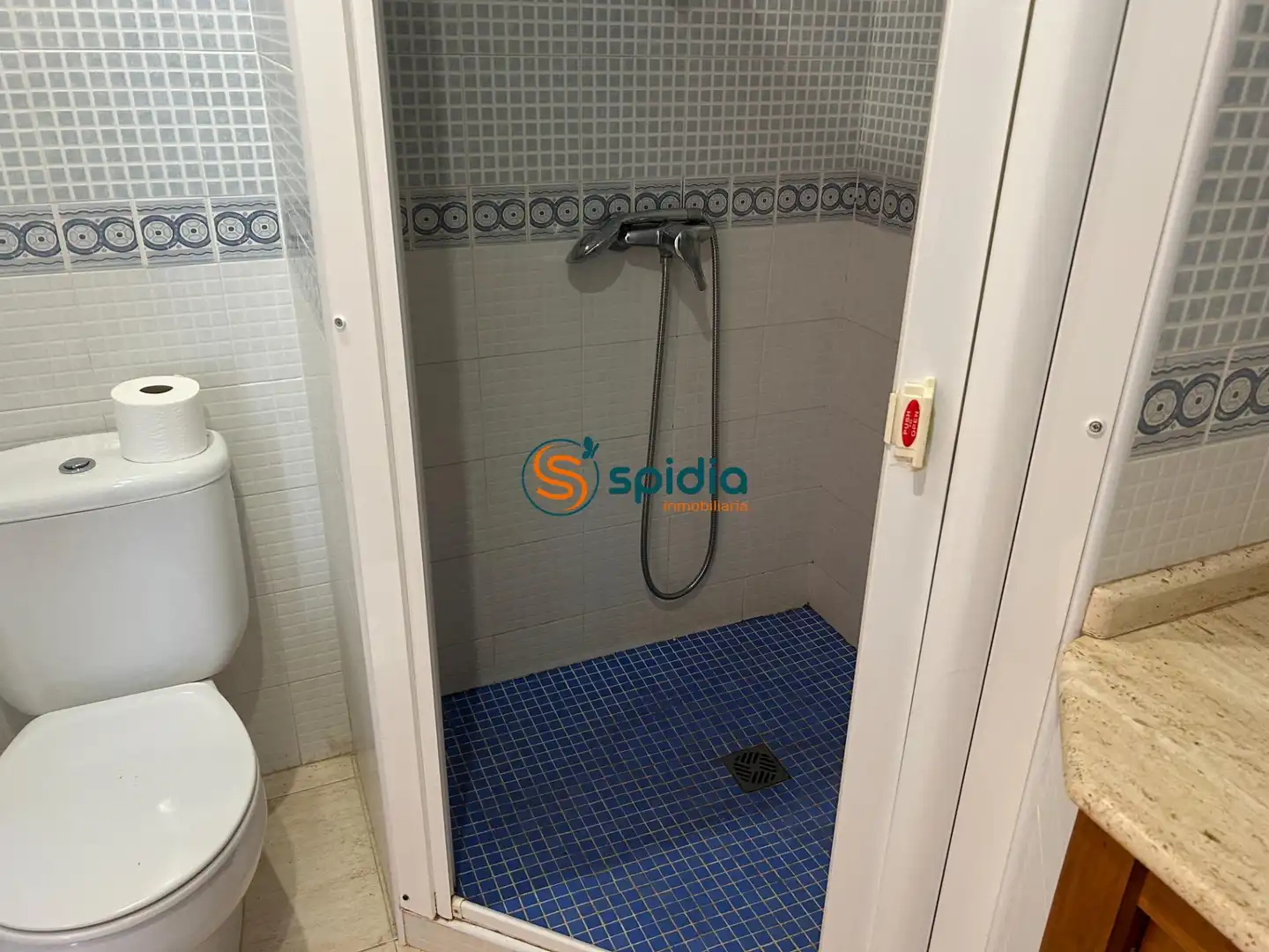 Bany de Pis de lloguer en Águilas amb Aire condicionat, Calefacció i Terrassa
