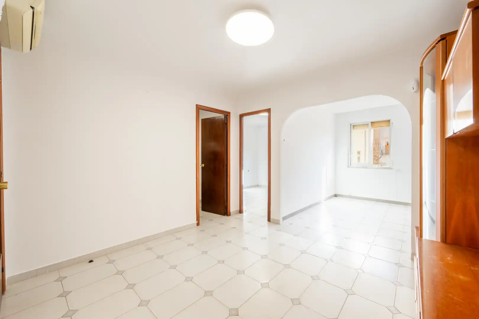 Piso en venta en L'Hospitalet de Llobregat con Aire acondicionado y Horno