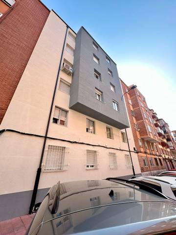 Piso en Venta en Calle Nebrija en Rondilla