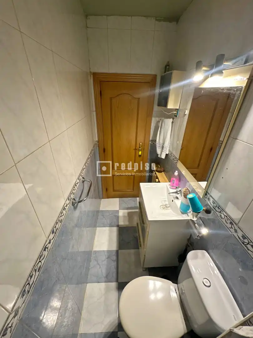 Badezimmer von Wohnung zum Verkauf in Madrid mit Heizung und Möbliert