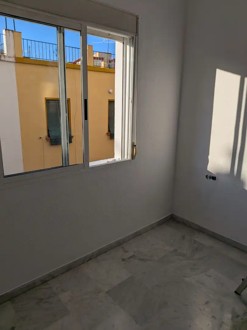 Flat with lift to rent in Republica Argentina, imagen 15