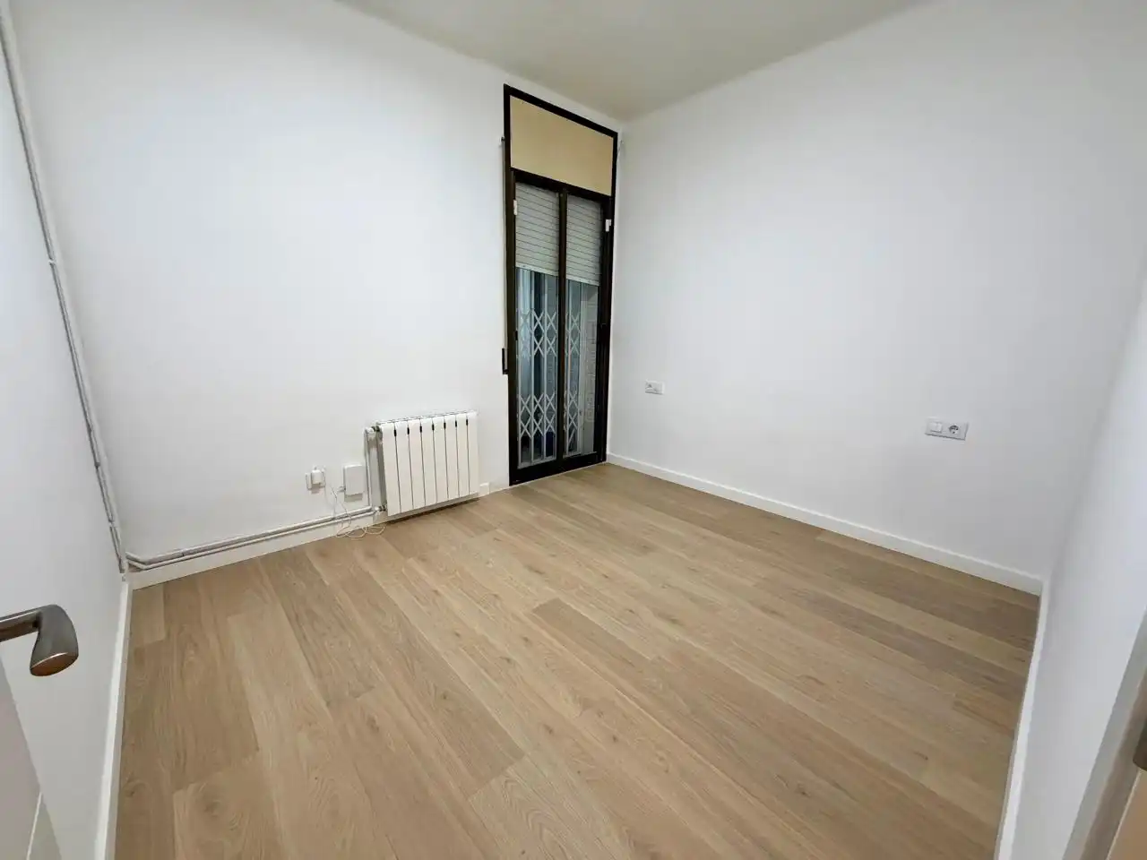Habitación de Piso en venta en Montcada i Reixac con Calefacción, Parquet y Terraza