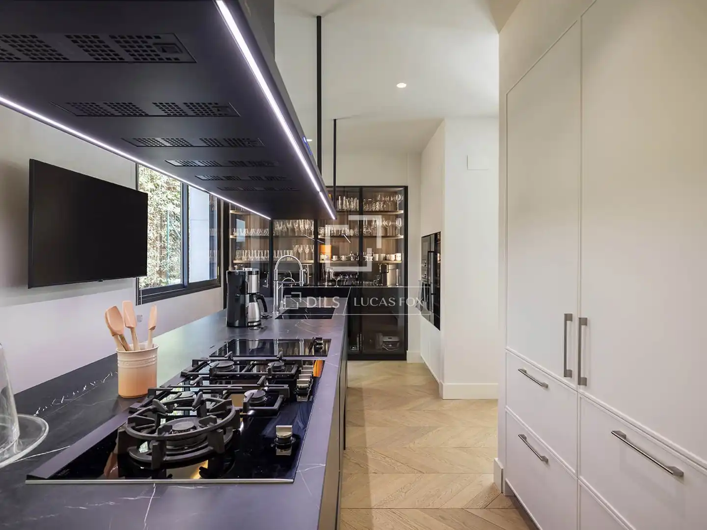 Cocina de Casa o chalet en venta en Barcelona con Aire acondicionado, Calefacción y Jardín privado