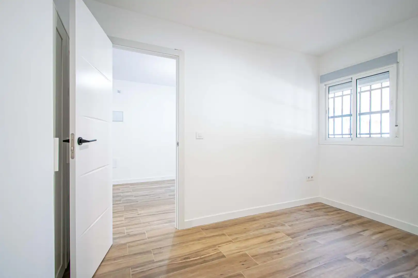 Bedroom of Ground floor for sale in Sevilla