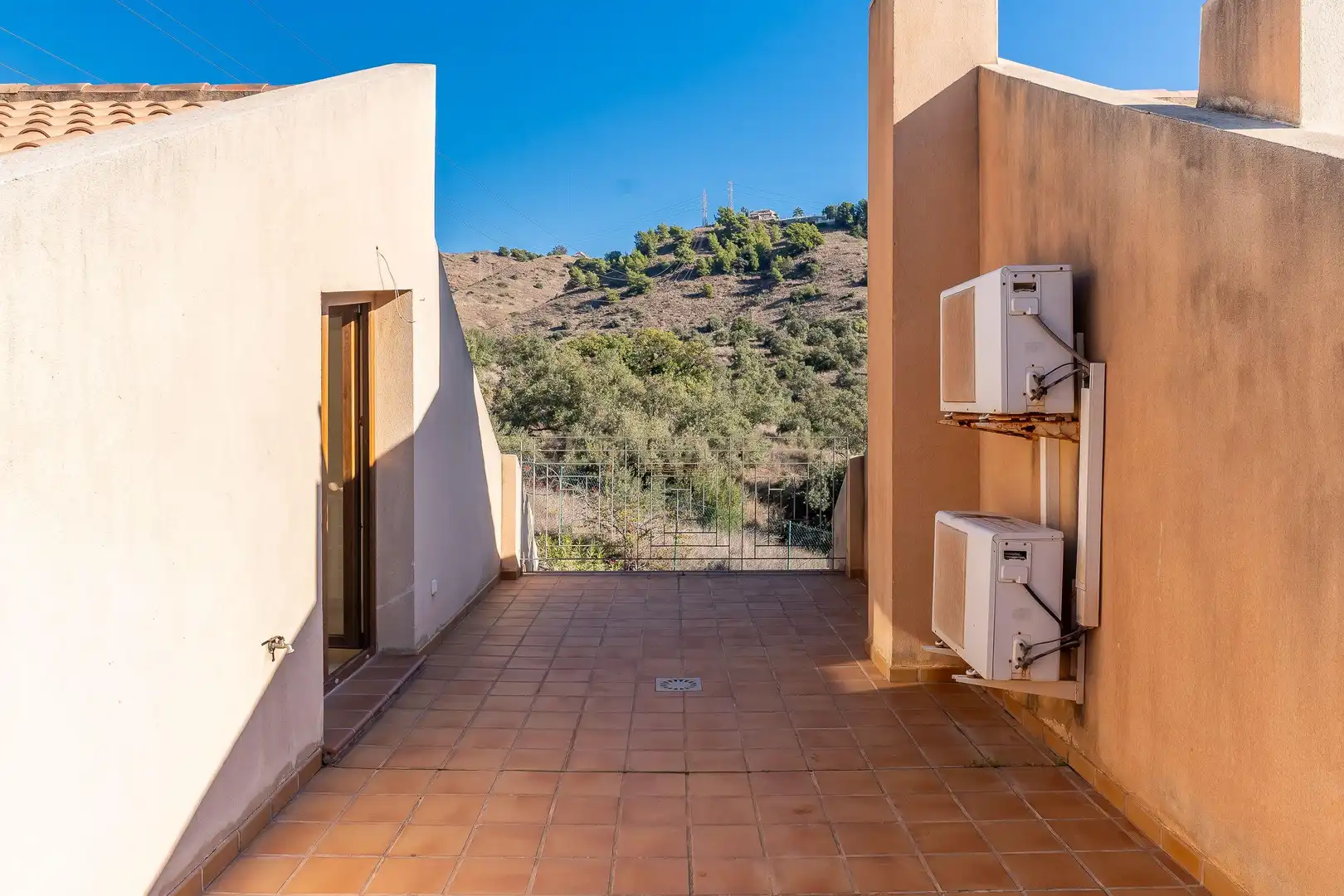 Terrace of Houses for sale in Málaga  with Air Conditioner, Private garden and Storage room