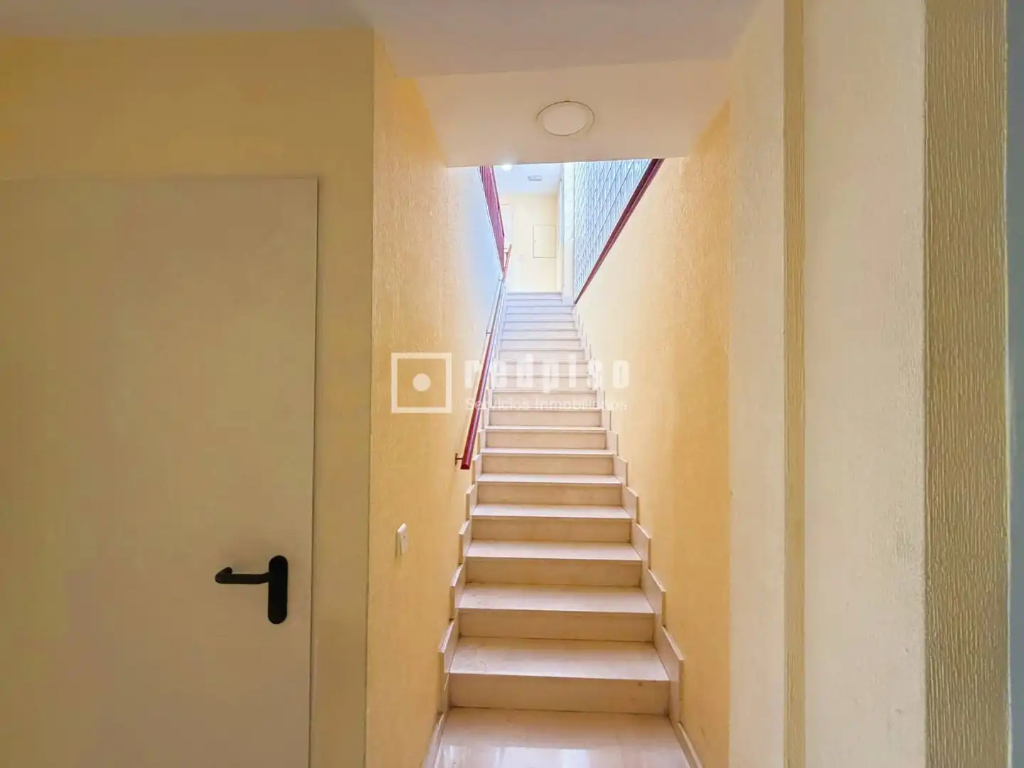 Wohnung zum Verkauf in Madrid mit Klimaanlage, Heizung und Möbliert