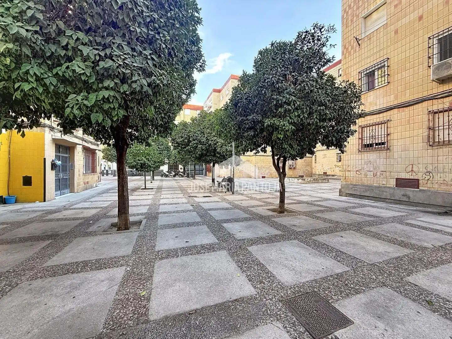 Vista exterior de Piso en venta en Chapín - Campus Universitario - Navinco