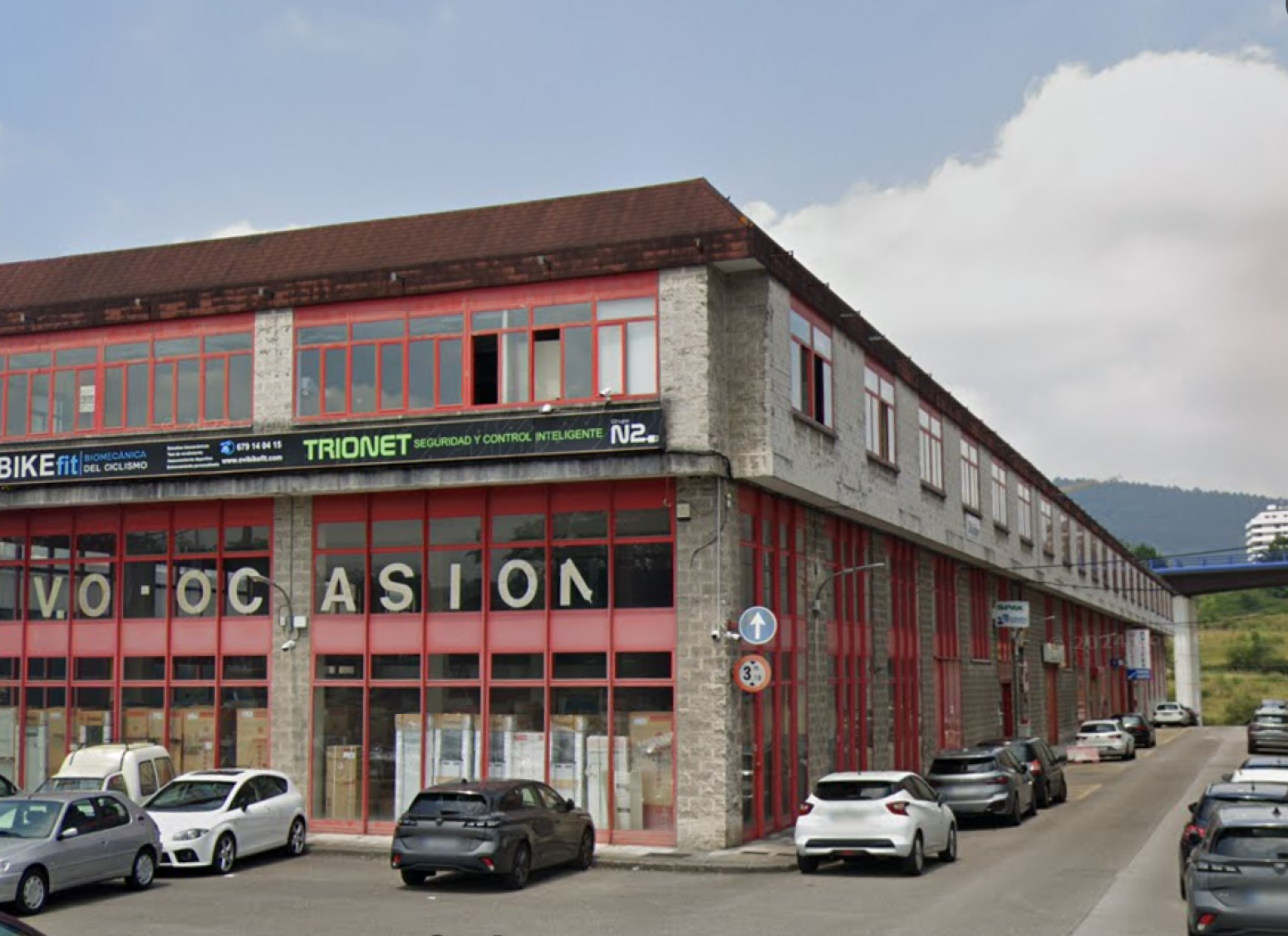 Exterior view of Office for sale in Oviedo   with Heating