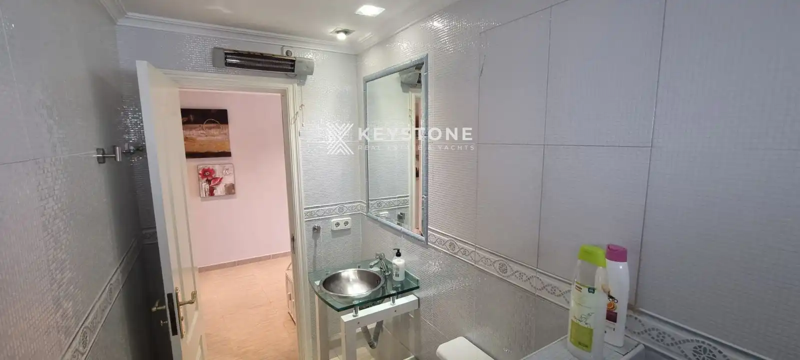 Flat for rent in N/A, Población de Arroyo