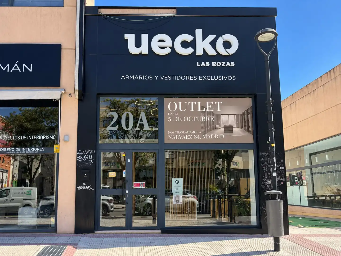 Local comercial de lloguer a Calle Bruselas 20A