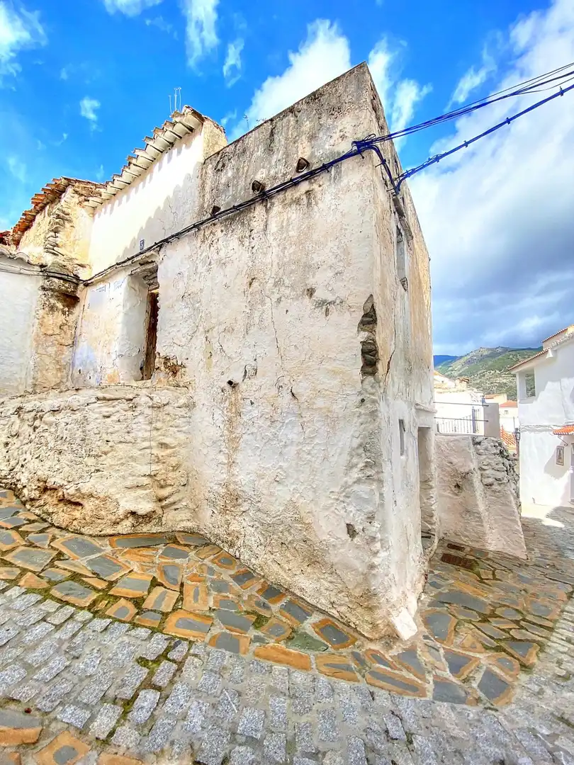 Casa rústica en venda a Salares