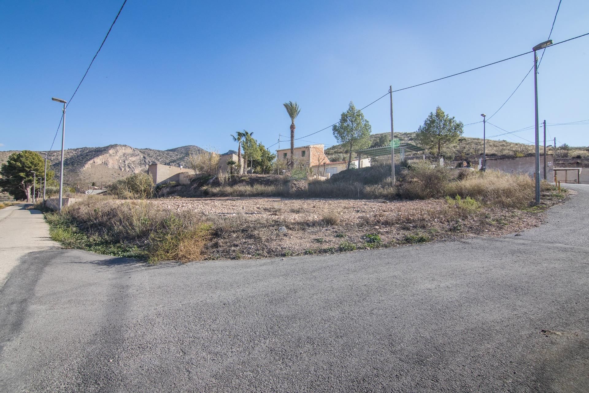 Residential for sale in Algueña