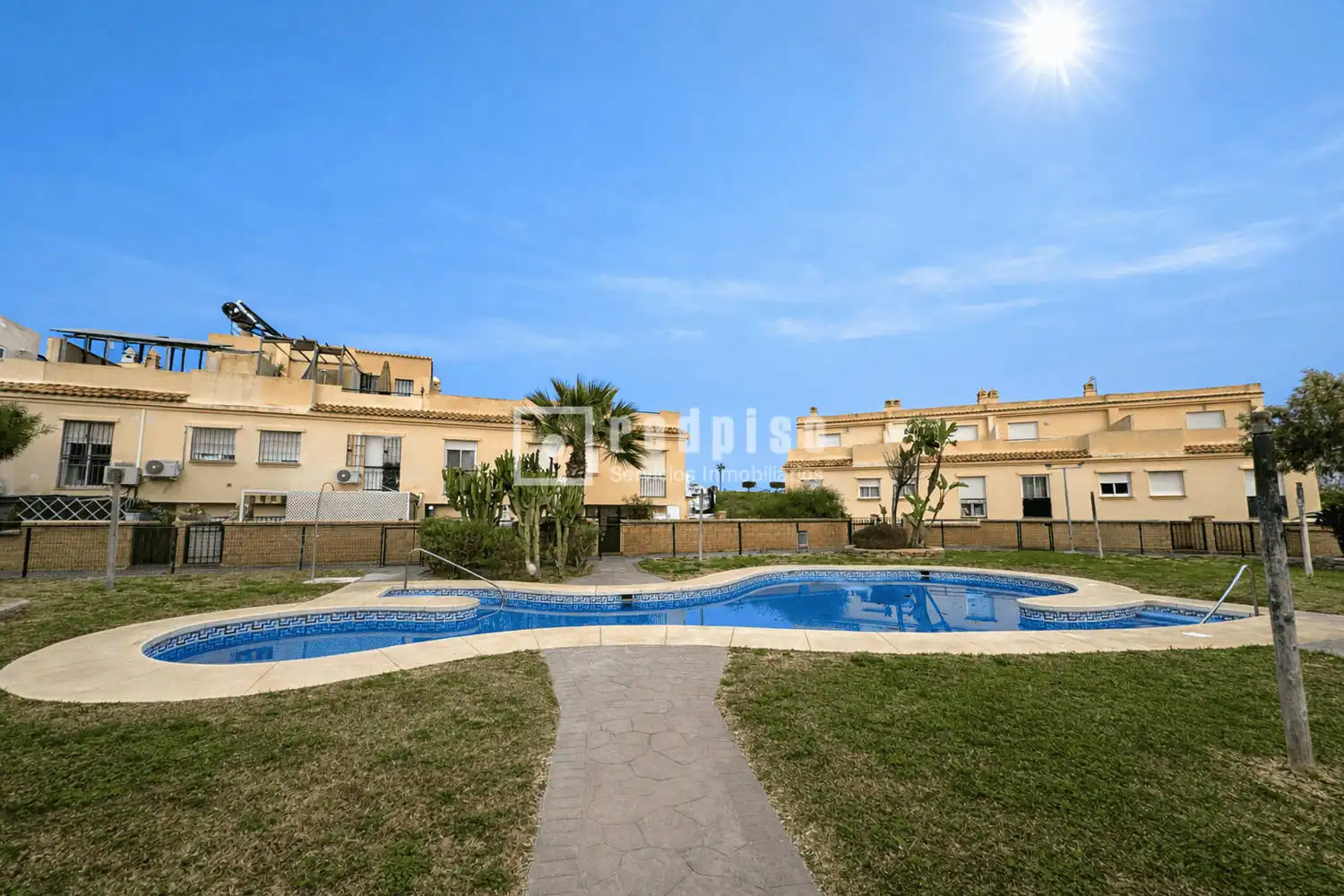 Exterior view of Houses for sale in Vélez-Málaga  with Air Conditioner, Heating and Private garden