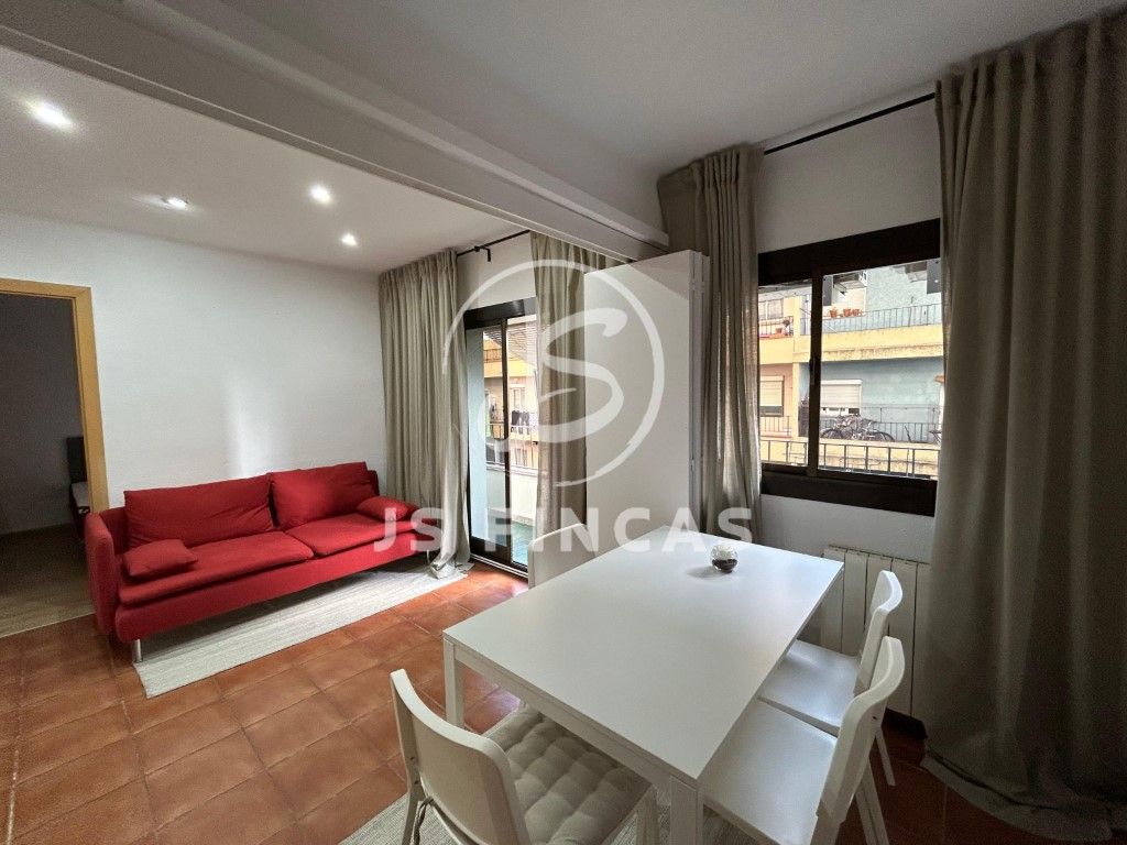 Exterior view of Flat to rent in  Barcelona Capital  with Air Conditioner, Furnished and Oven
