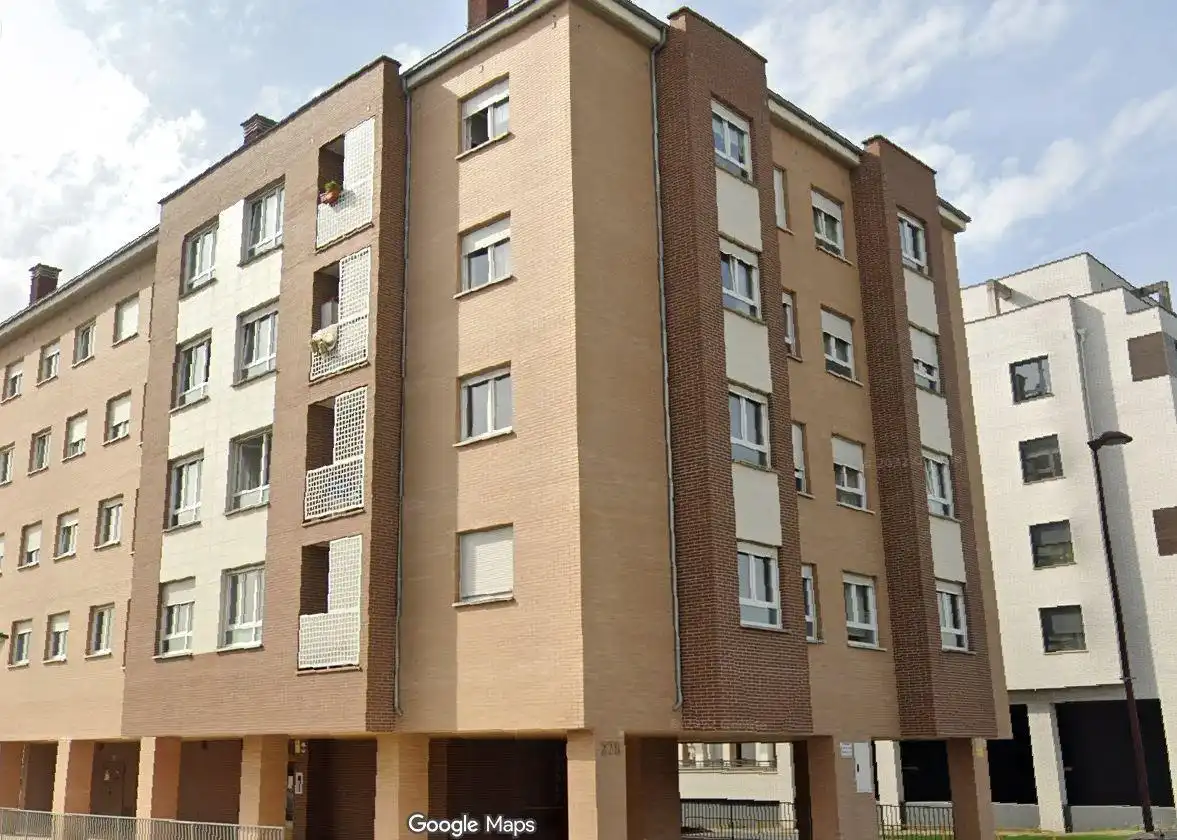 Vista exterior de Pis en venda en Gijón 