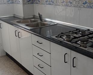 Kitchen of Flat to rent in  Granada Capital  with Terrace and Balcony