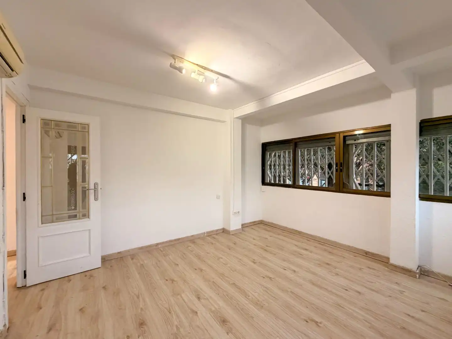 Habitación de Piso en venta en Valencia con Aire acondicionado y Balcón