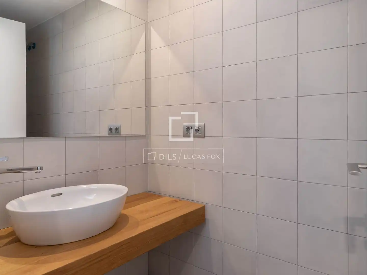Bathroom of Flat for sale in Lloret de Mar  with Air Conditioner, Heating and Terrace