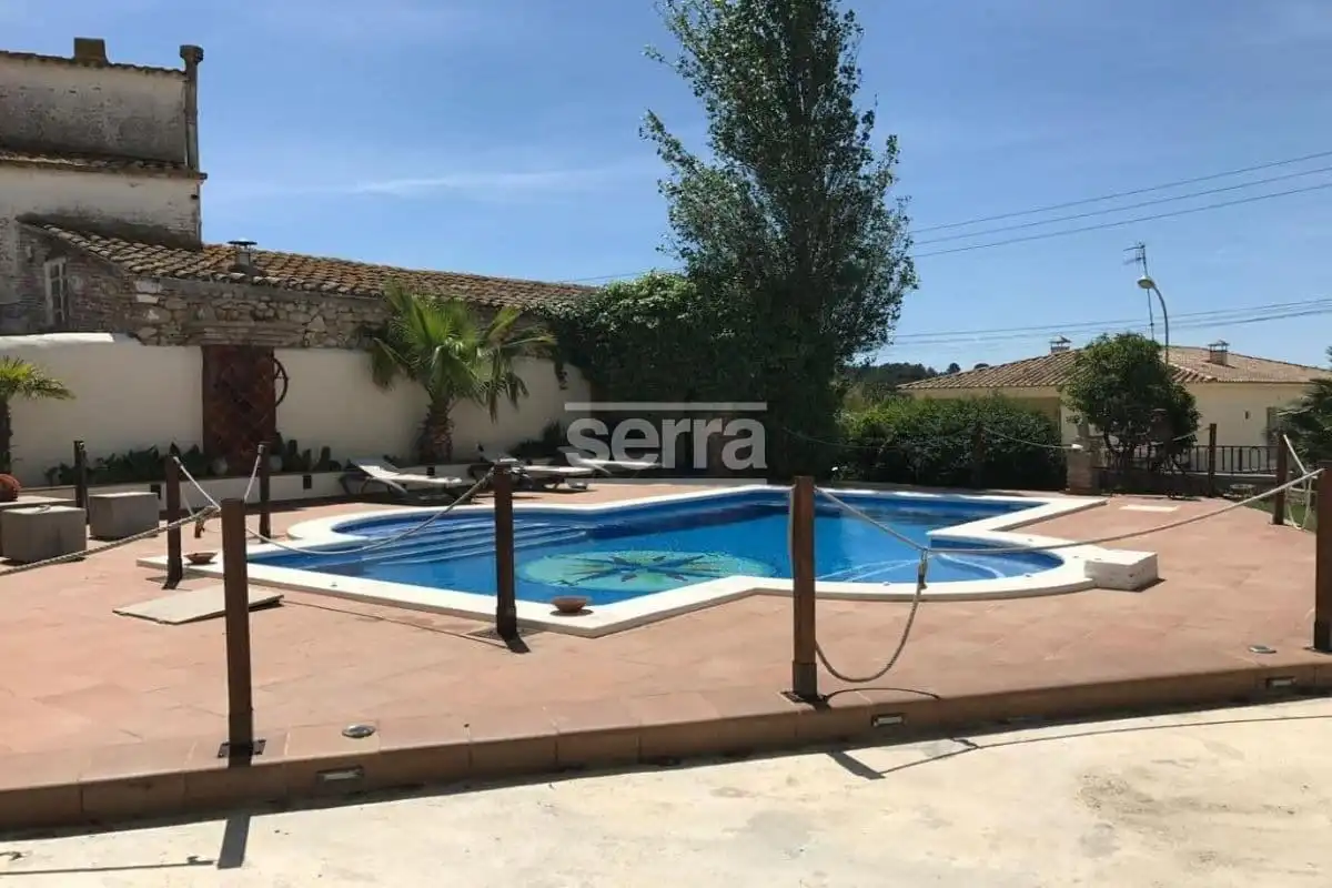 Finca rústica en venta en Vilobí del Penedès