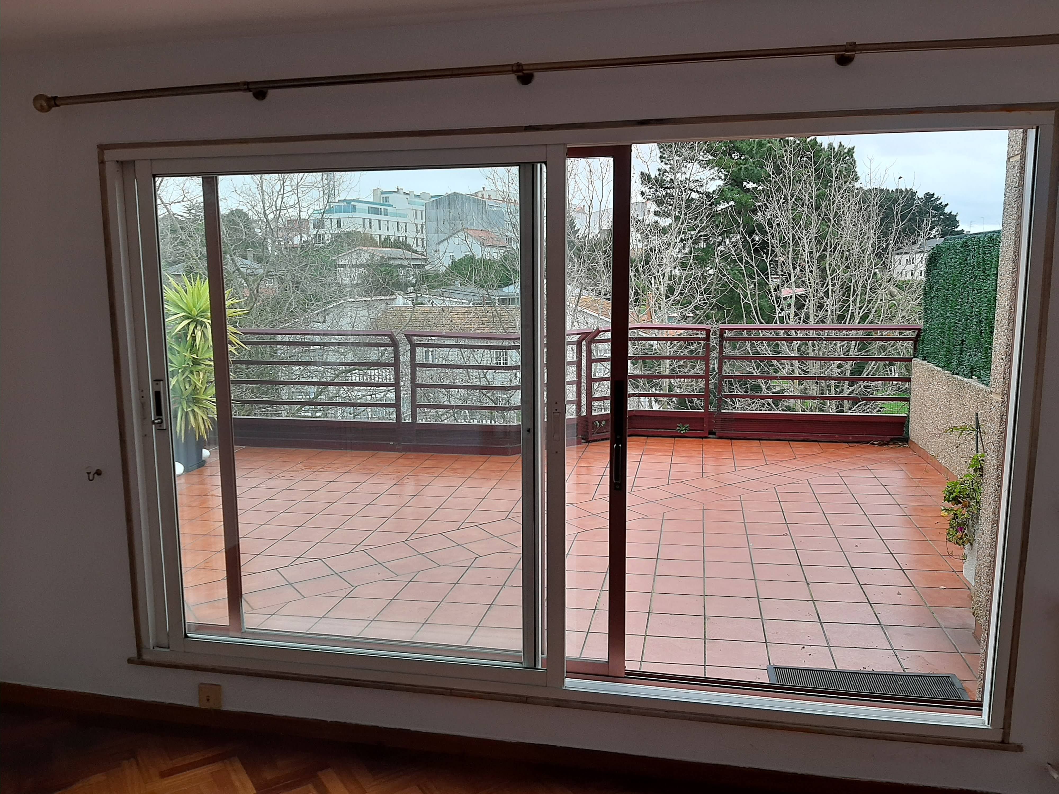 Exterior view of Duplex for sale in Oleiros  with Heating, Parquet flooring and Terrace