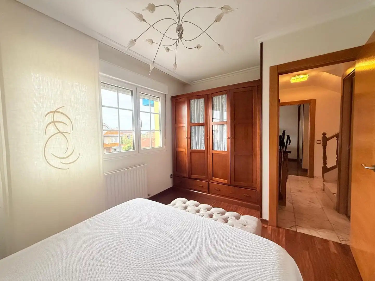 Habitación de Casa o chalet en venta en Gijón  con Calefacción, Terraza y Piscina