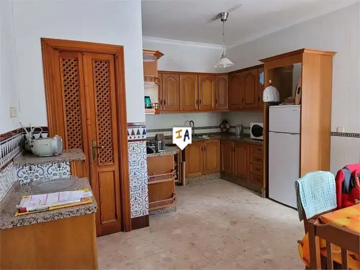 Casa adosada en venta en Lora de Estepa