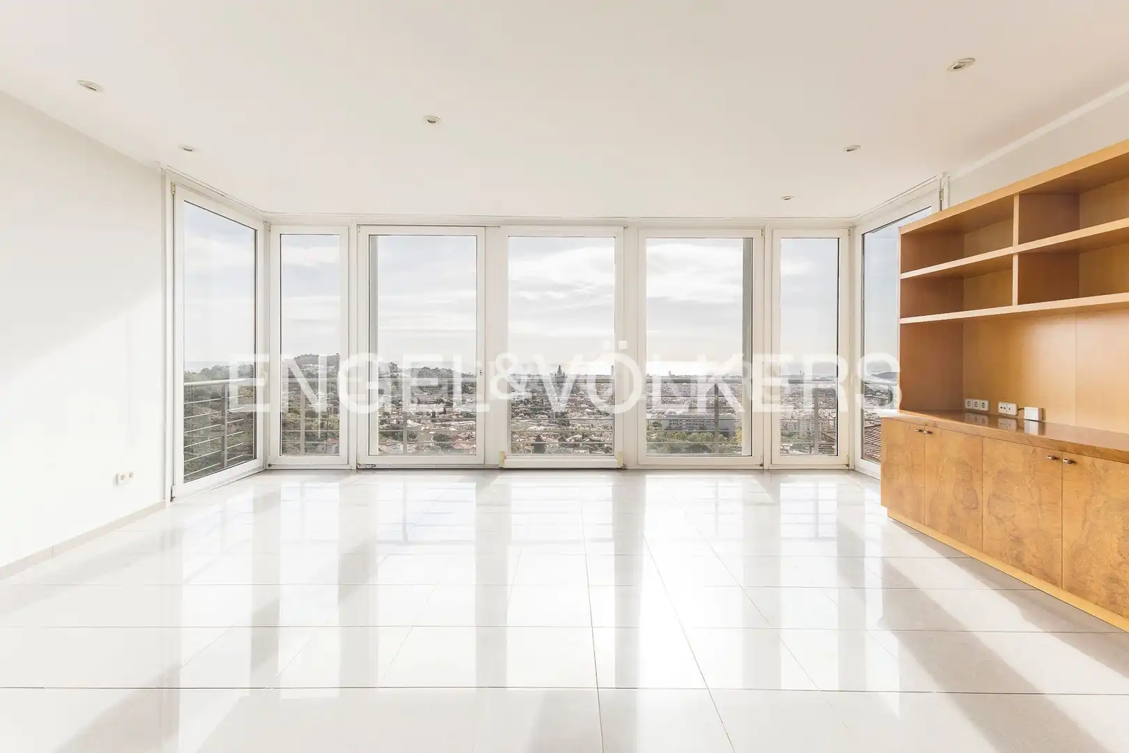 Exterior view of Houses for sale in Barcelona  with Air Conditioner, Heating and Private garden