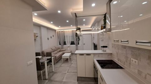 Foto 3 de Piso de alquiler en Avenida Carvajal, Las Gaviotas - Carvajal, Fuengirola
