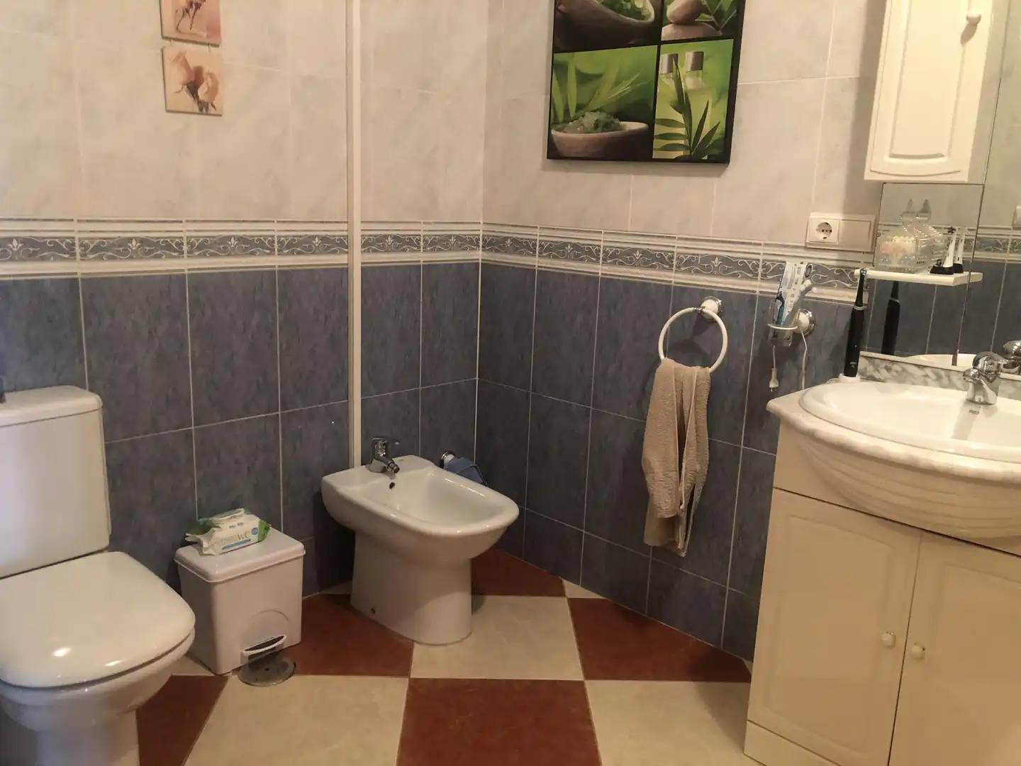 Bathroom of Detached homes for sale in Cuevas Bajas  with Heating and Storage room