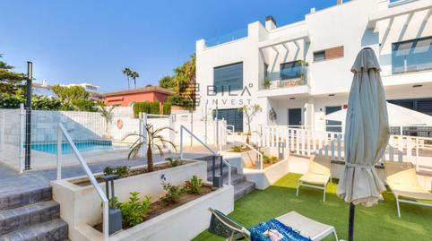 Foto 4 de Casa adosada en venda a Algarrobos, Castillo Sohail - Myramar, Fuengirola