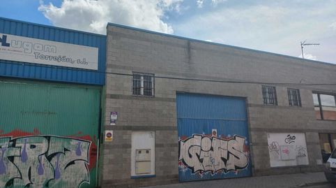 NAVE INDUSTRIAL OCUPADA EN VENTA