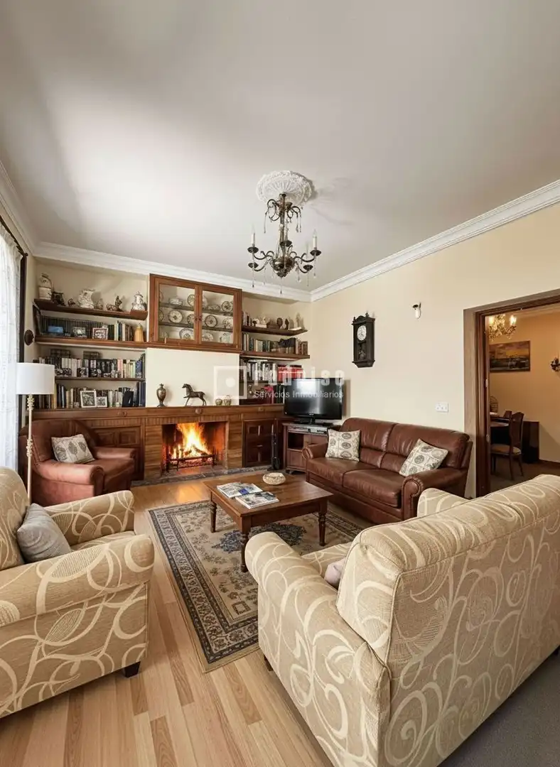 Sala de estar de Casa o chalet en venta en Mairena del Aljarafe con Aire acondicionado, Trastero y Alarma