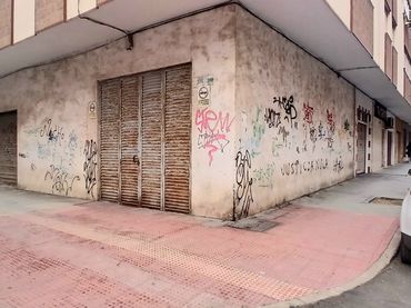 Local comercial en venta en Calle Francisco García Góngora