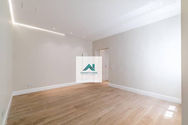 Piso en Alquiler en Nueva España