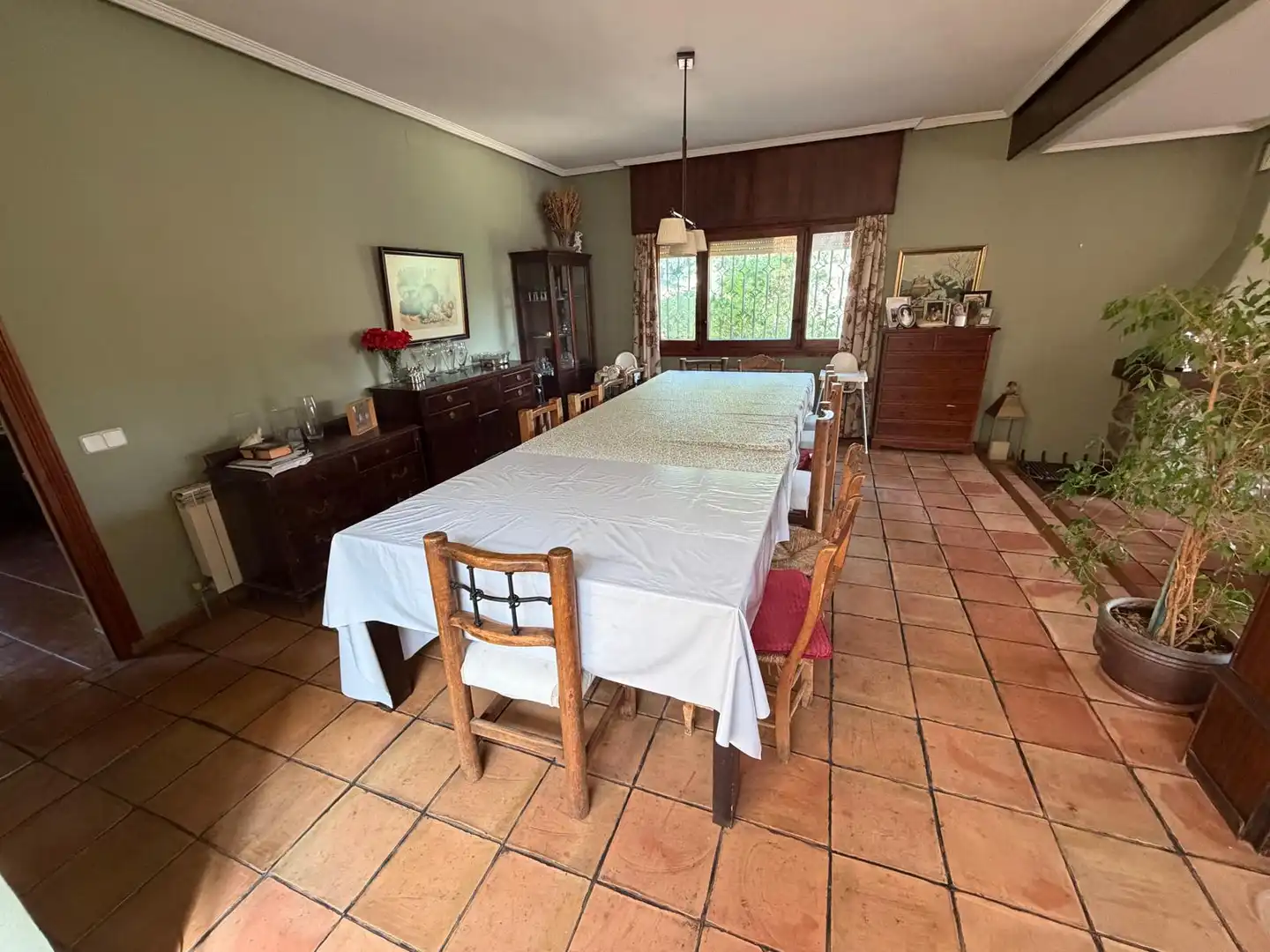 Menjador de Casa o xalet en venda en Galapagar amb Aire condicionat, Calefacció i Jardí privat
