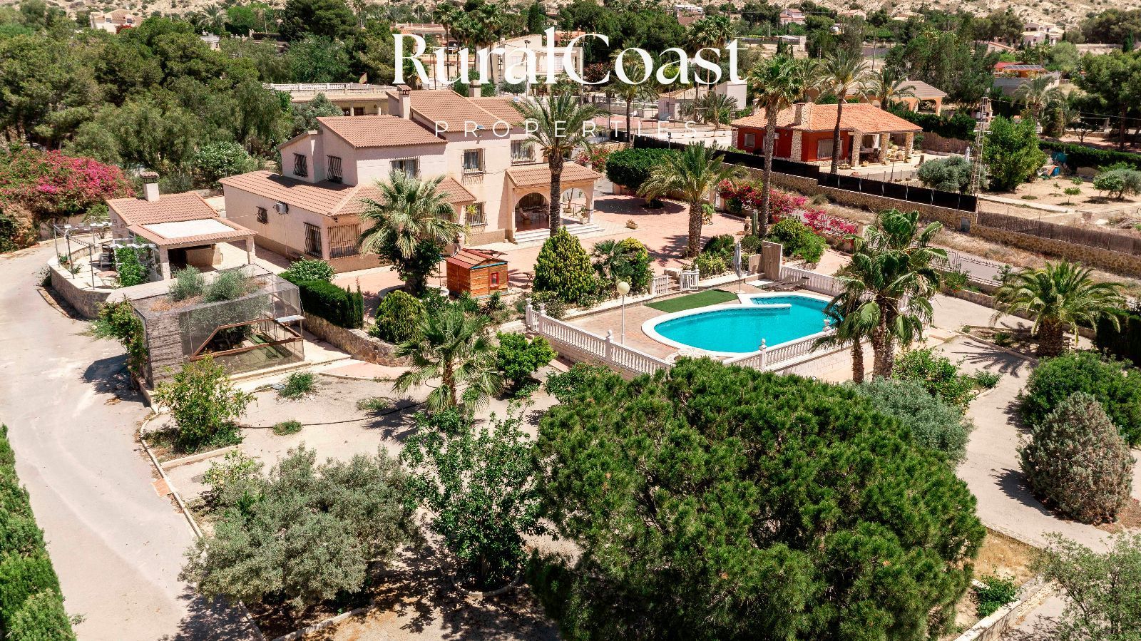Vista exterior de Casa o xalet en venda en Elche / Elx amb Aire condicionat, Calefacció i Terrassa