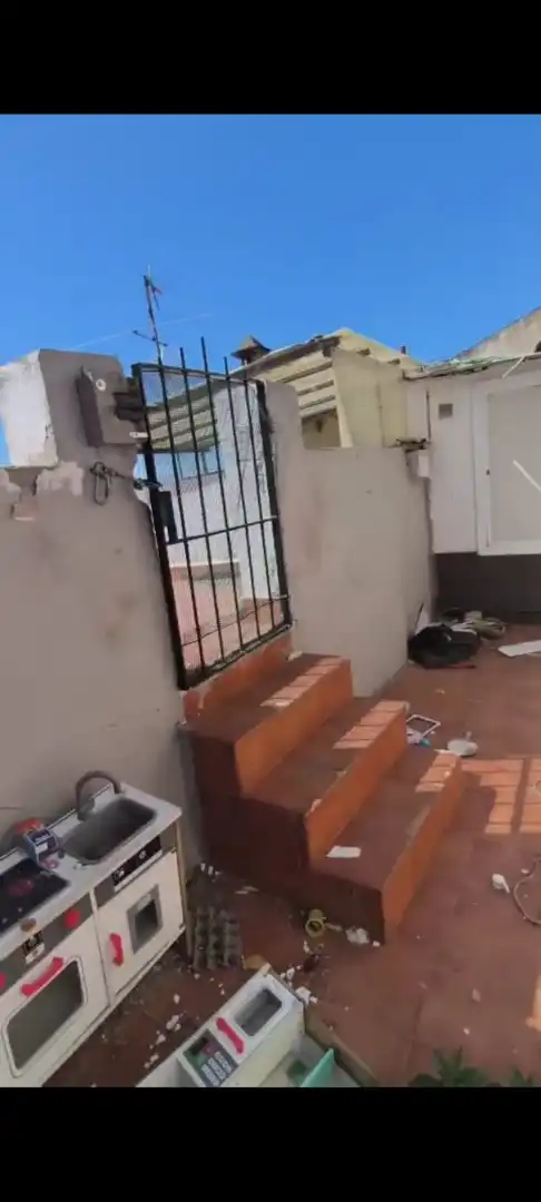 Terraza de Casa o chalet en venta en Santa Coloma de Gramenet con Terraza y Balcón