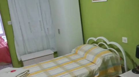 Foto 3 von Einfamilien-Reihenhaus zum Verkauf in Calle Larga, 46, Castrocalbón, León
