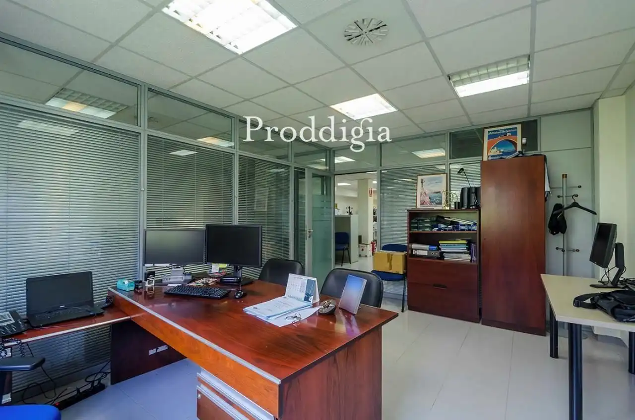 Oficina de alquiler en Barcelona con Aire acondicionado, Calefacción y Terraza