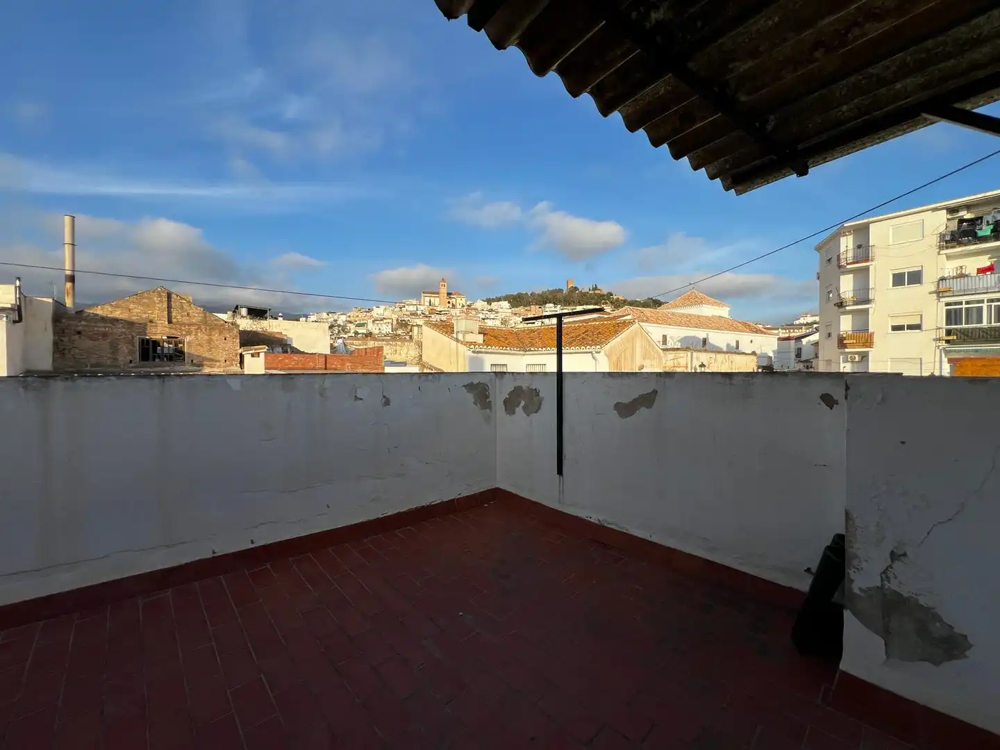 Vista exterior de Casa adosada en venda en Vélez-Málaga amb Aire condicionat i Terrassa